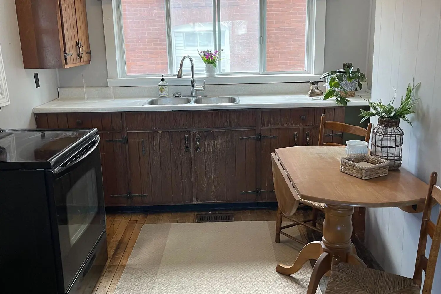 Additional image 18 of 147 Dufferin Street