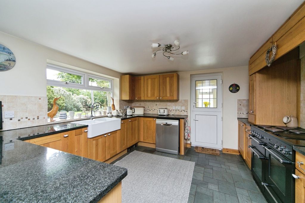 Additional image 10 of 4 bed detached house for salePlas Bodafon Lodge, Rhos Lligwy, Mynydd Bodafon, Isle Of Anglesey LL71