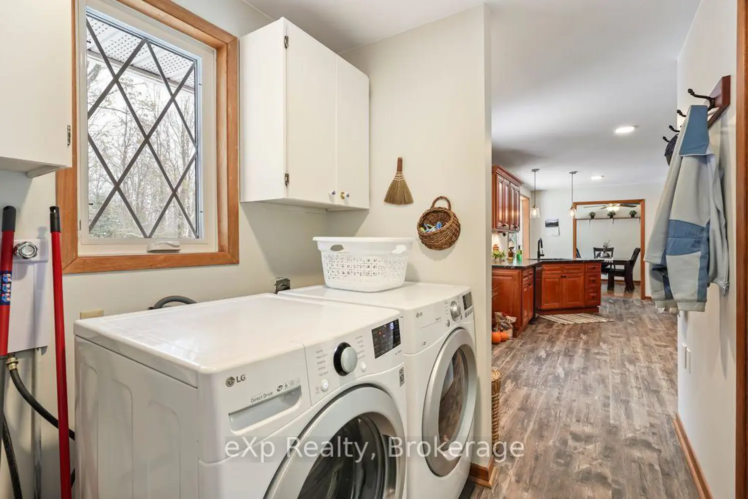 Additional image 9 of 557409 4Th Concession