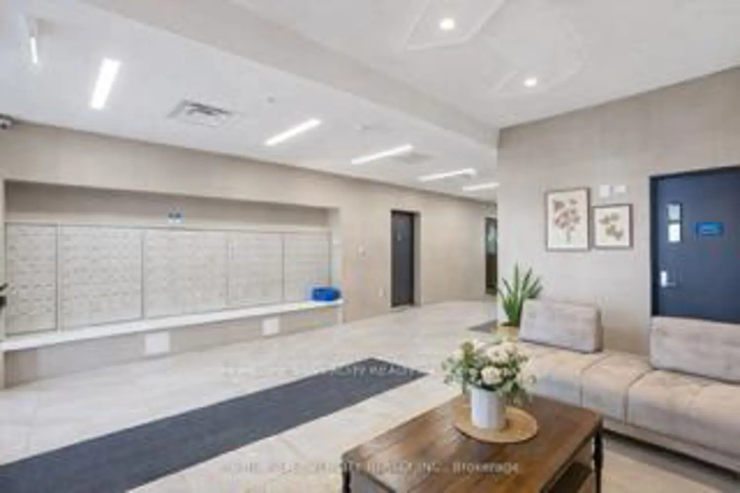 Additional image 11 of 1 Wellington Street 615