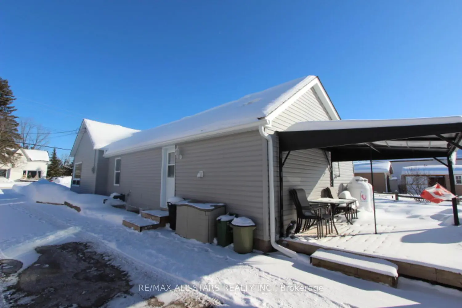 Additional image 19 of 47 Need Street