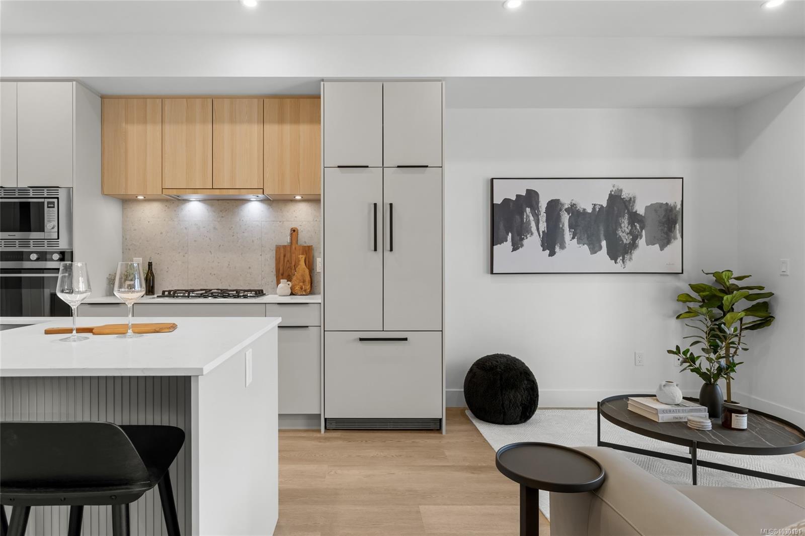 Additional image 2 of 304-2341 Bear Mountain Parkway, Langford, BC, V9B 6V1