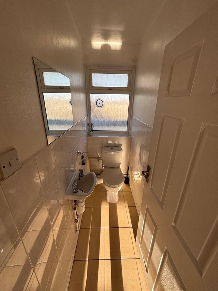 Additional image 10 of 3 Bed Flat, Harper House, SW9, N1 7GU