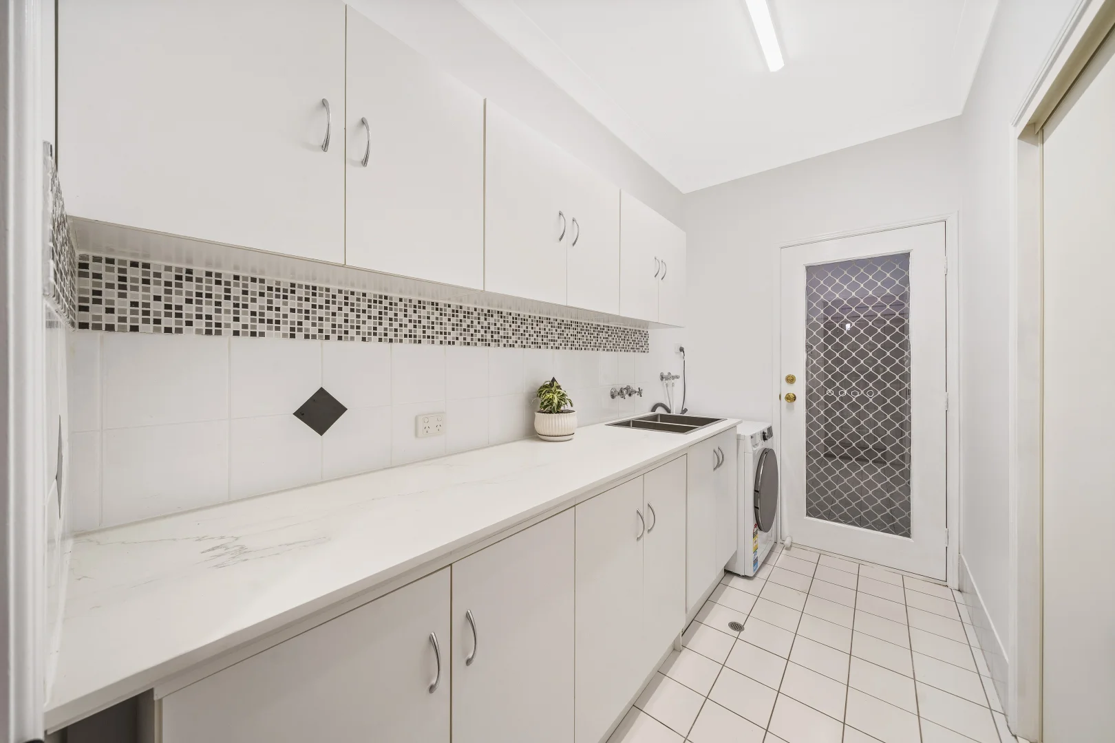 Additional image 25 of 11 Tramore Street, Margate QLD 4019