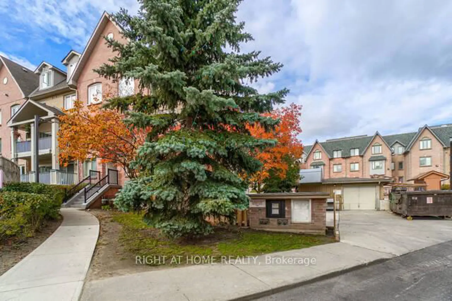 75 Weldrick Road 829 photo 2