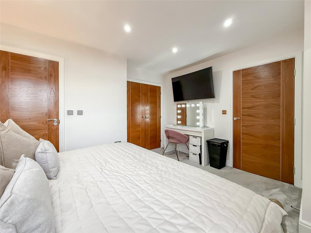 Additional image 16 of Watling House, London Road, St. Albans, Hertfordshire, AL1