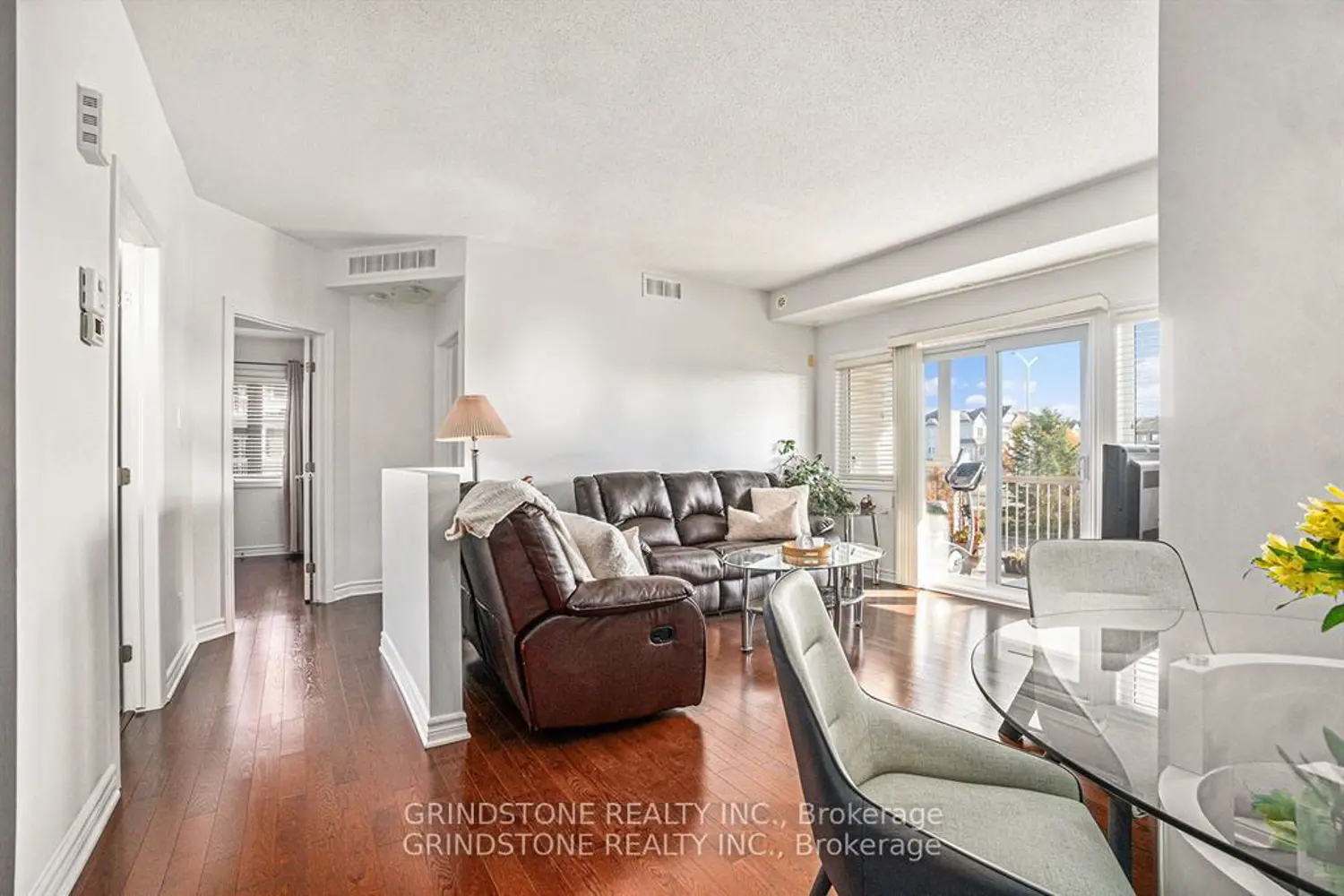 Additional image 7 of 137 Harthill Way L