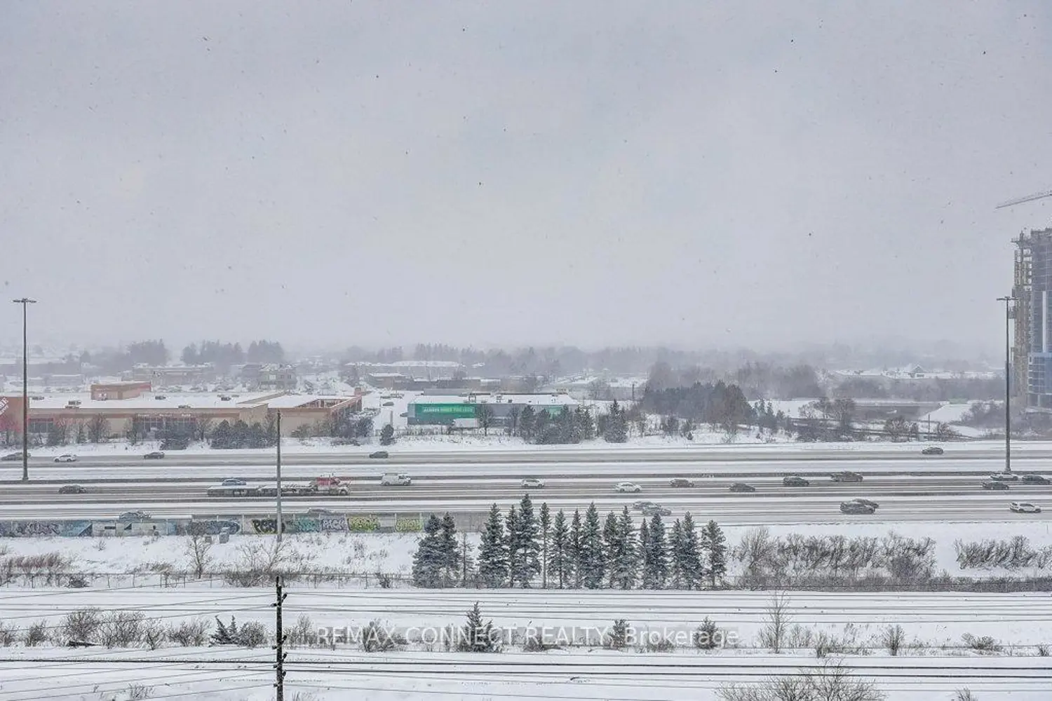 Additional image 11 of 1235 Bayly Street 905