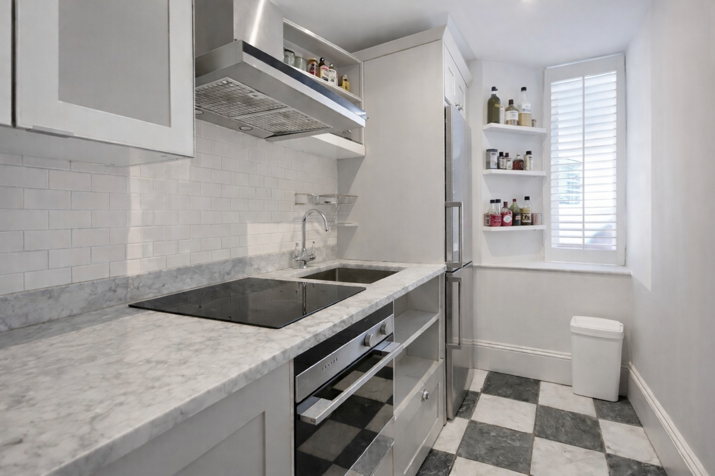 Additional image 2 of 2 Bed Flat, Porchester Square, W2, N1 7GU