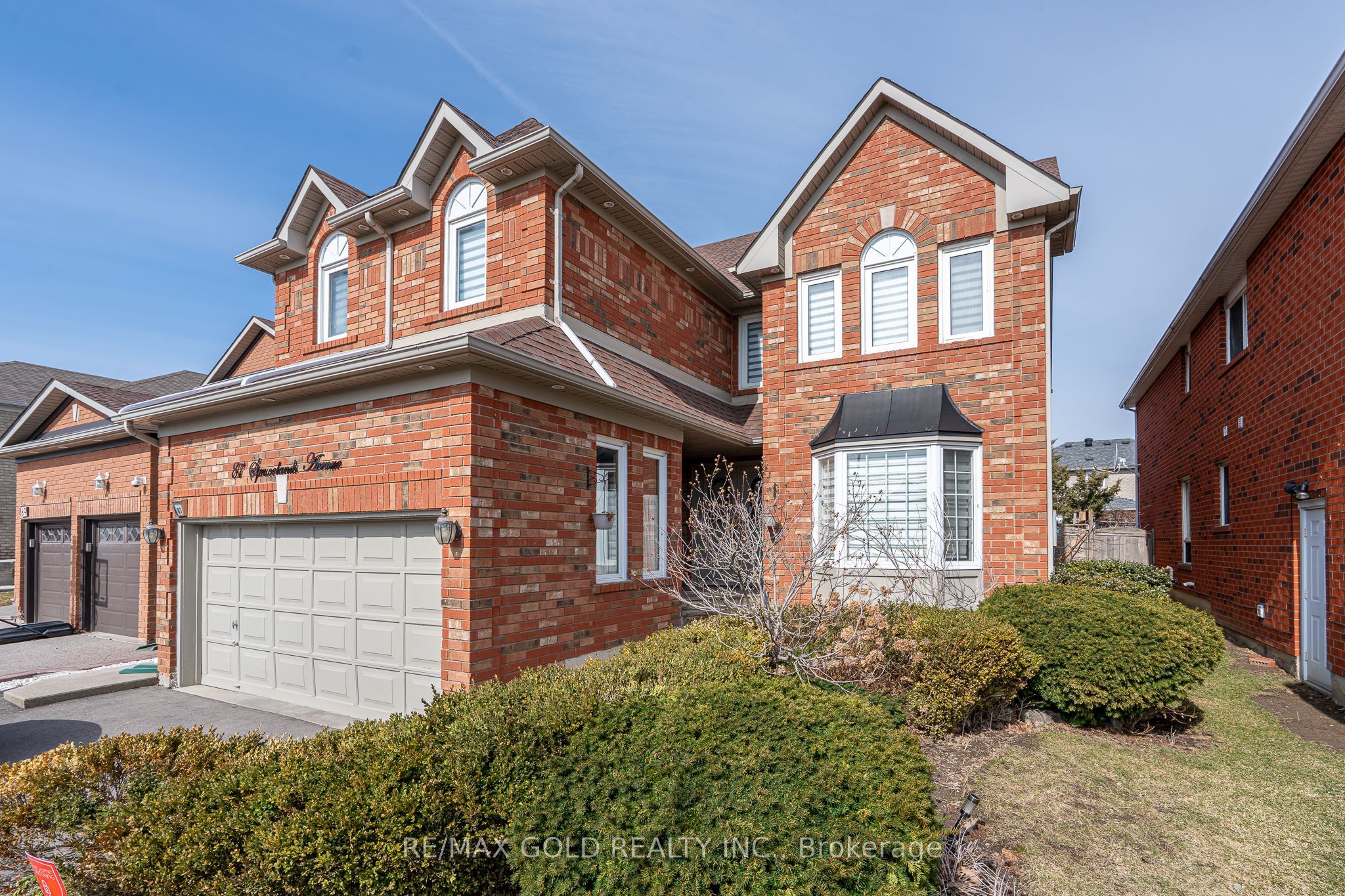 87 Sprucelands Avenue, Brampton, ON, L6R 1N3