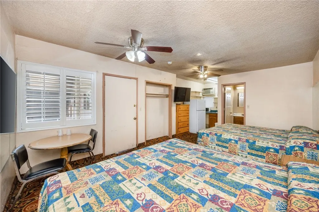 Additional image 28 of 451 E Vernon Ave, Los Angeles, CA 90011