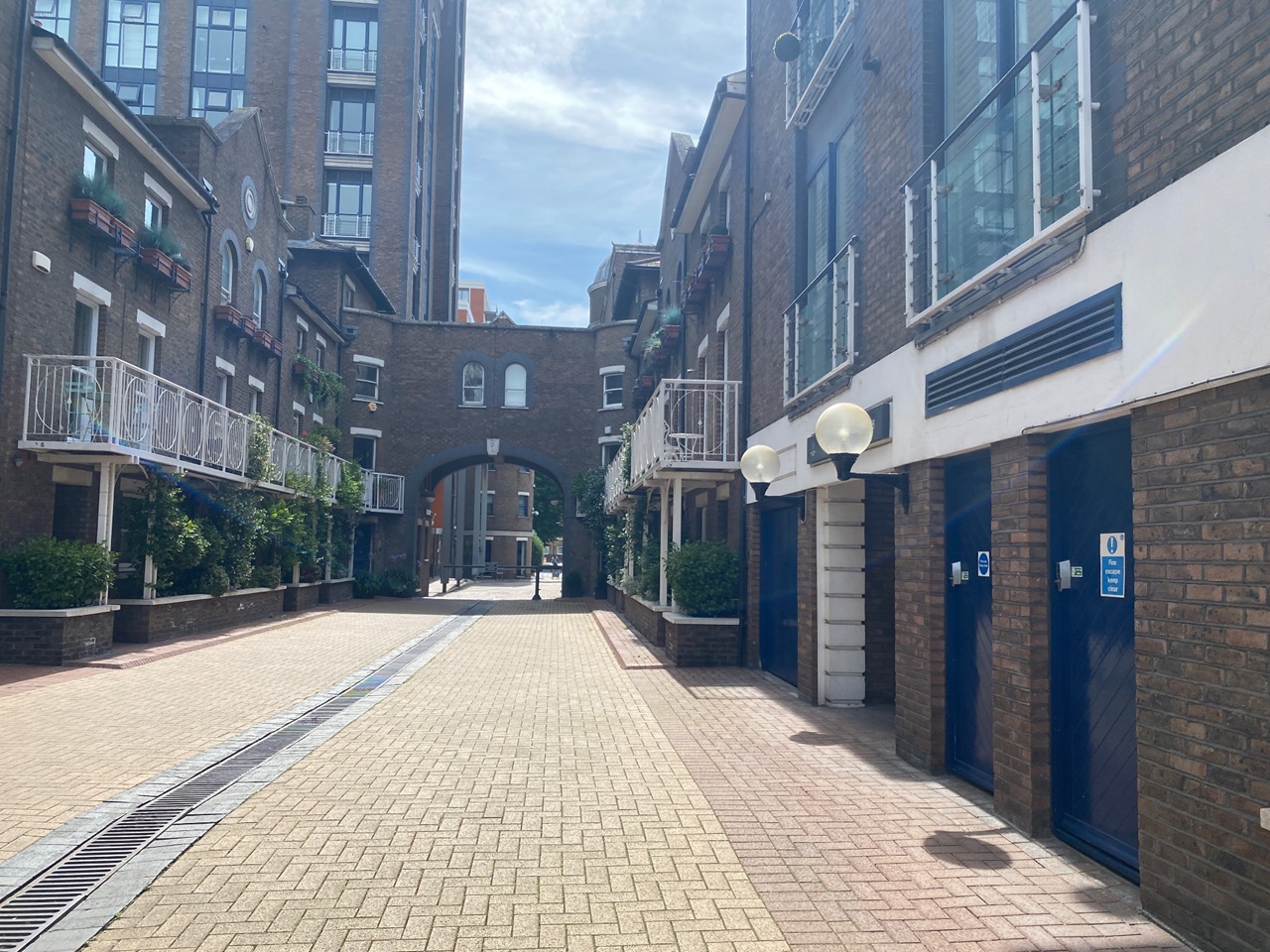 Additional image 4 of Room in a Shared House, Coral Row, SW11, N1 7GU