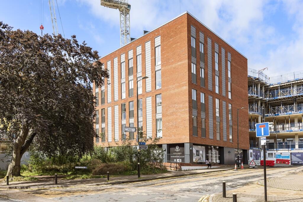 Additional image 9 of Civic Close St. Albans AL1