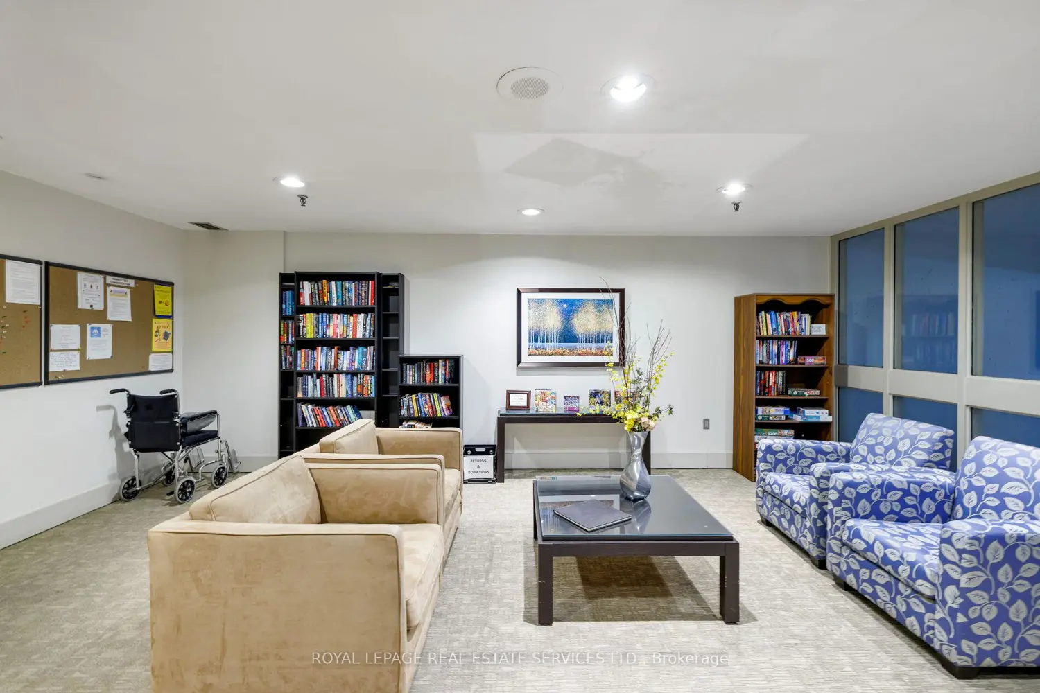 Additional image 18 of 2180 Marine Drive 1401