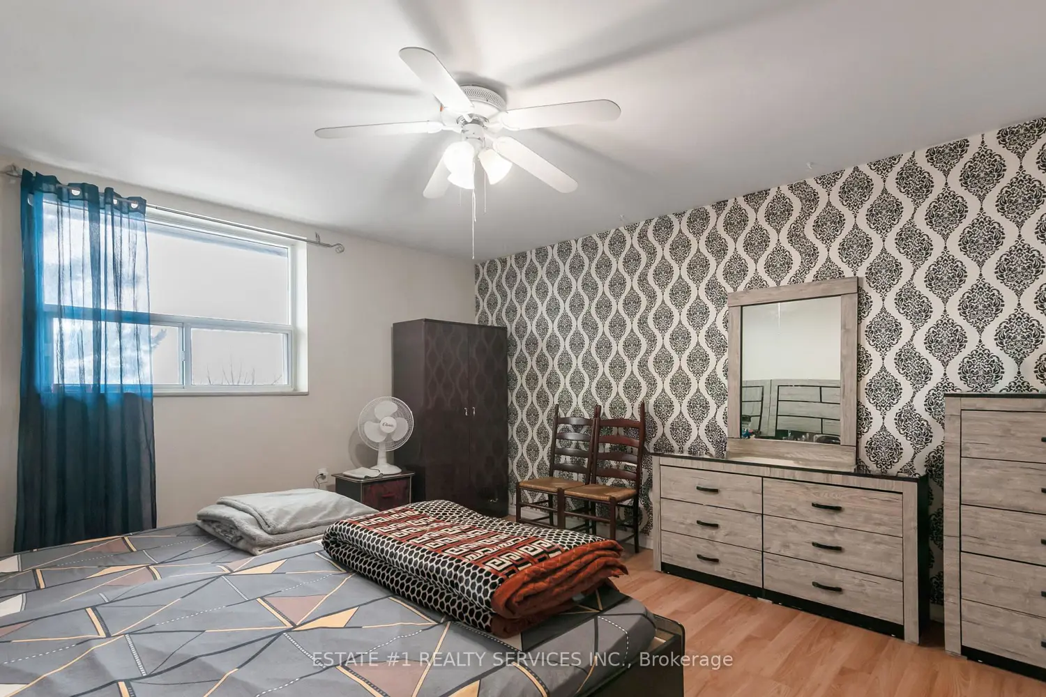 Additional image 11 of 3555 Derry Road 402