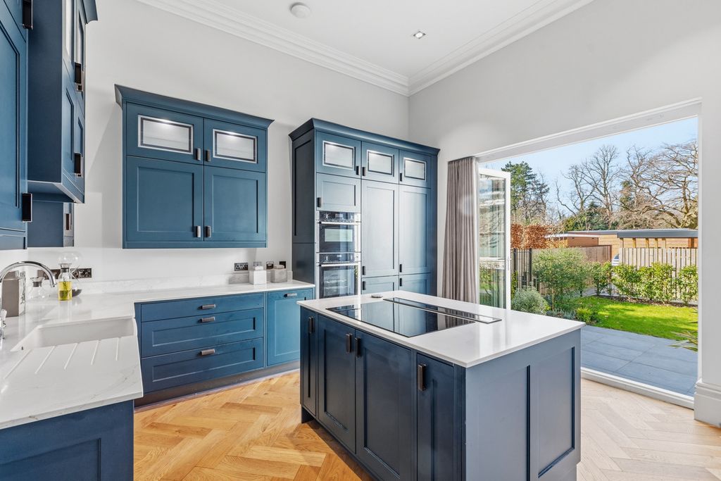 Additional image 3 of 2 bed flat for saleNorfolk Road, Edgbaston, Birmingham B15