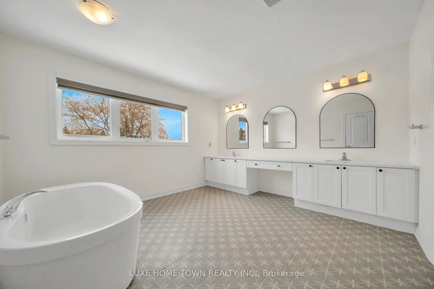 Additional image 15 of 136 Harpin Way