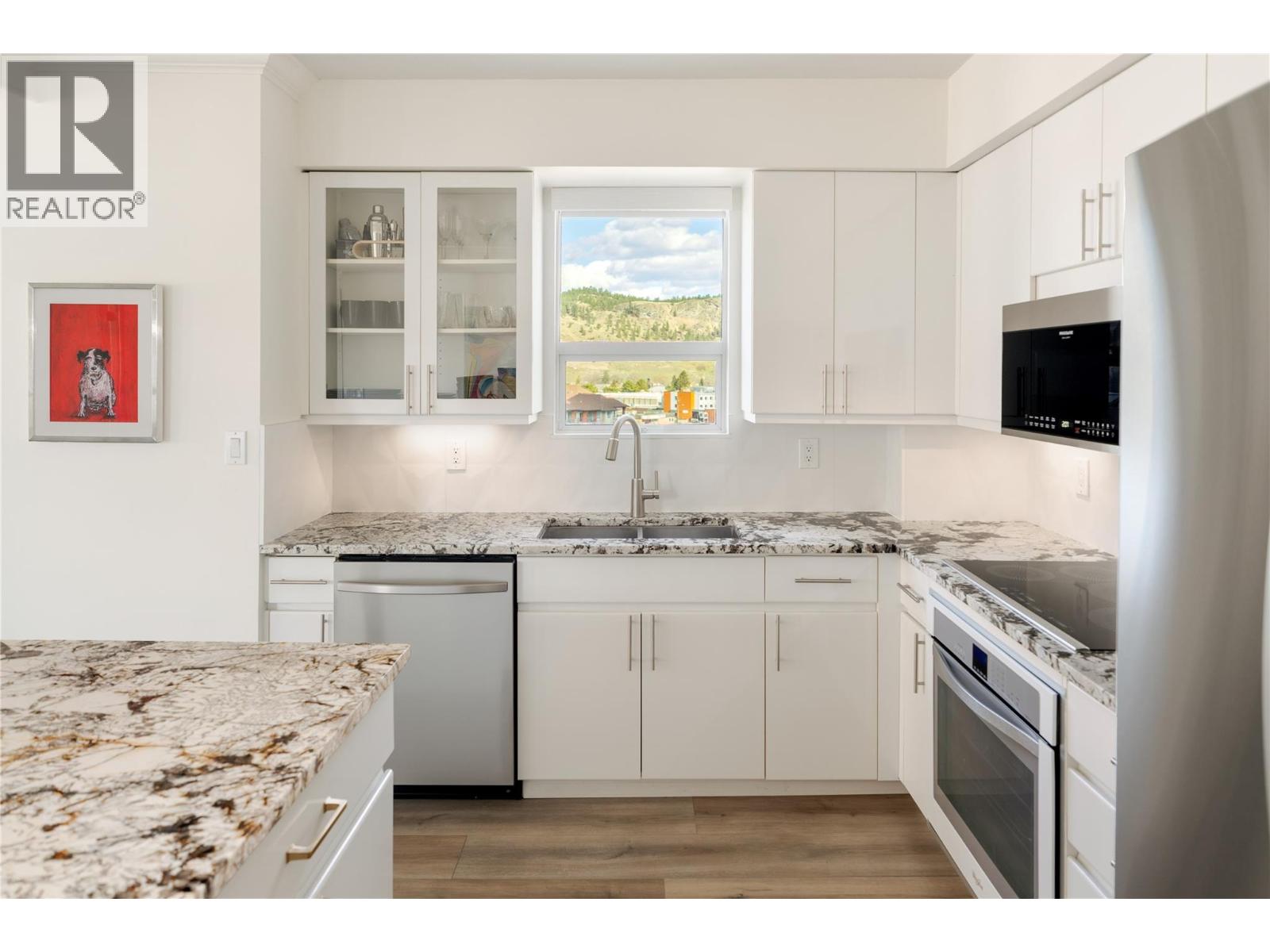 Additional image 5 of 801-1152 Sunset Drive, Kelowna, BC, V1Y9R7