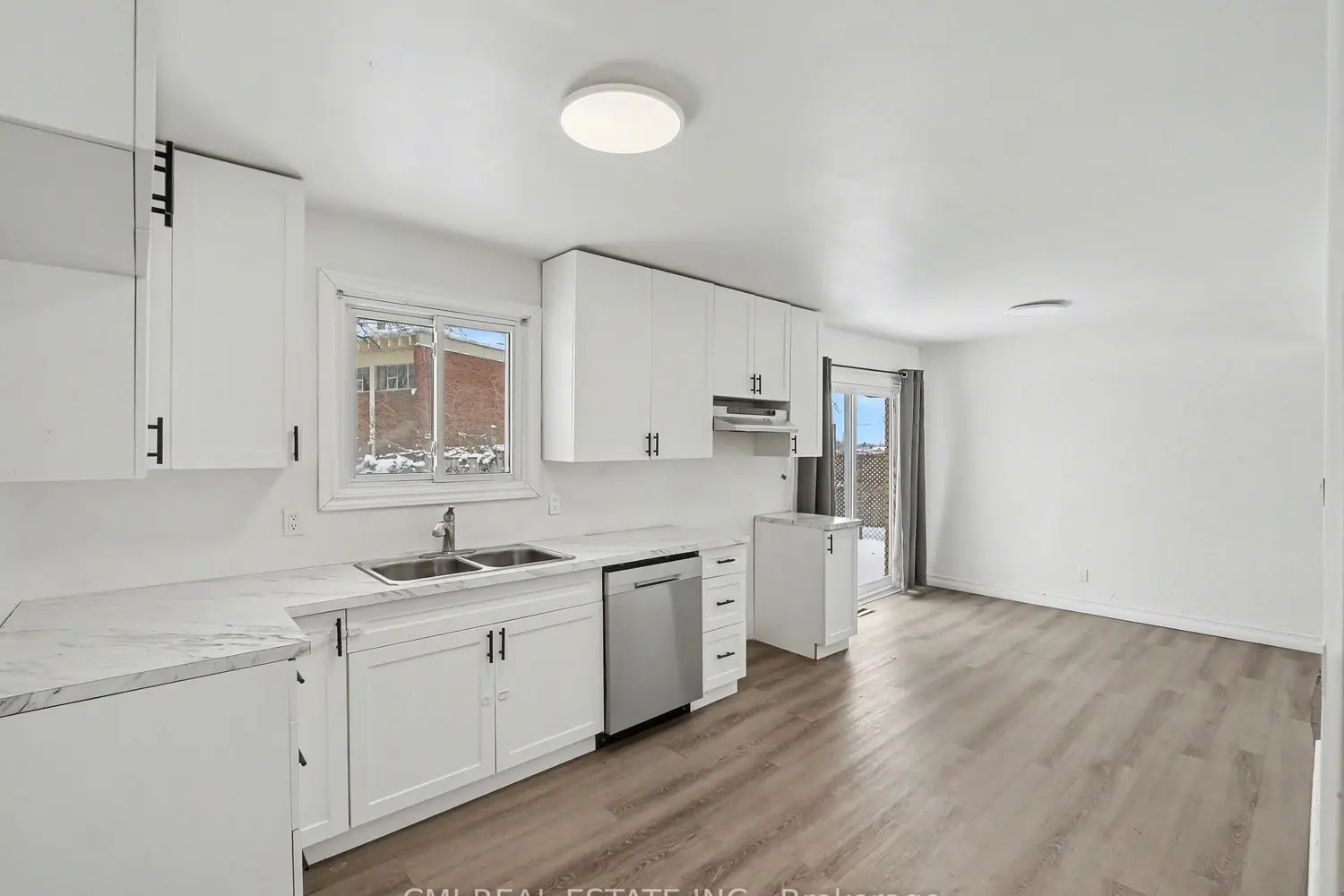 Additional image 5 of 4306 East Avenue