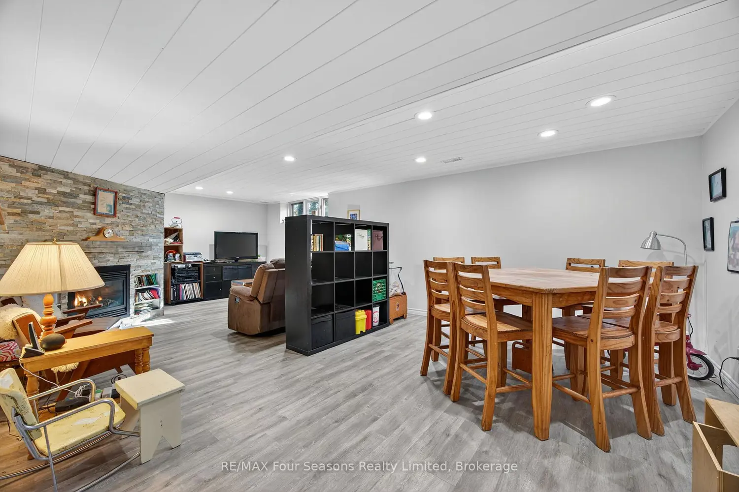 Additional image 11 of 7 Batteaux Road