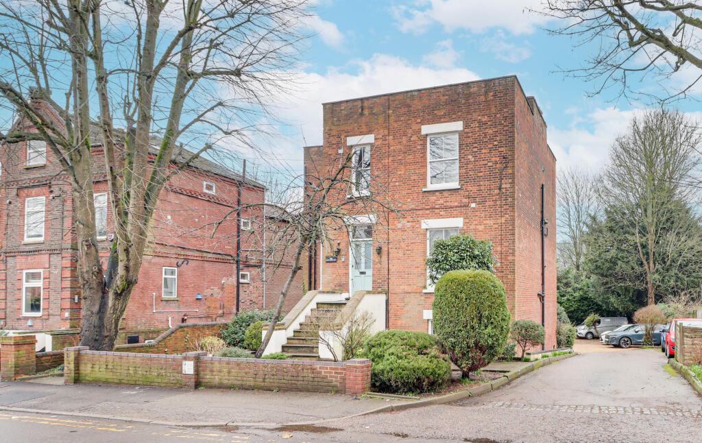 The Shrubberies, Prospect Road, St. Albans, AL1