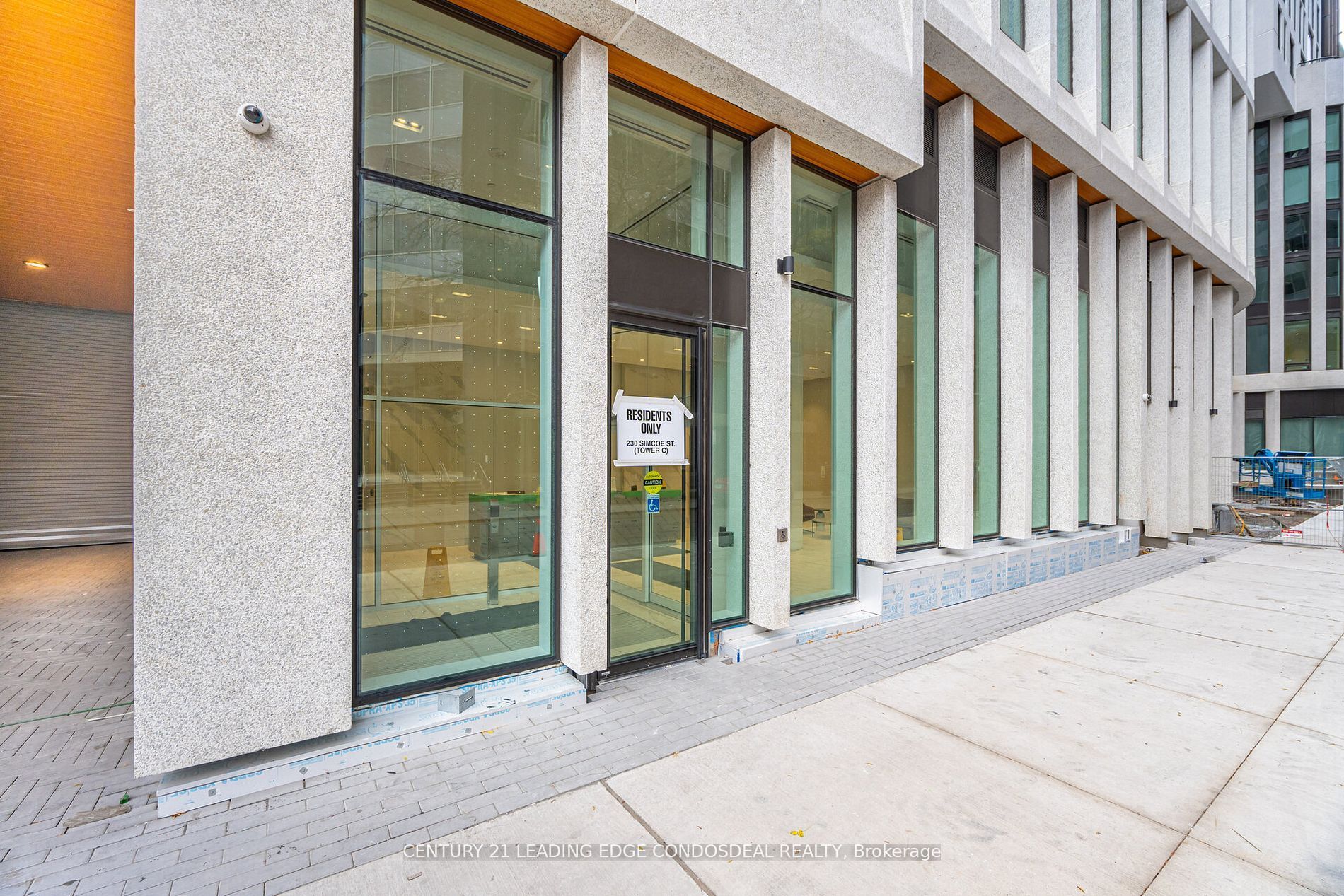 Additional image 2 of 2518-230 Simcoe Street, Toronto, ON, M5T 3B9