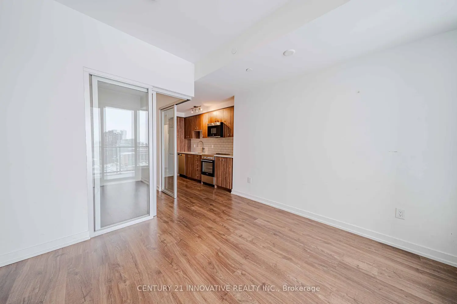 Additional image 5 of 15 Wellington Street 1005