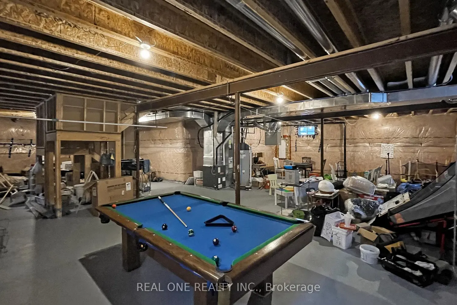 Additional image 20 of 11 Match Point Court