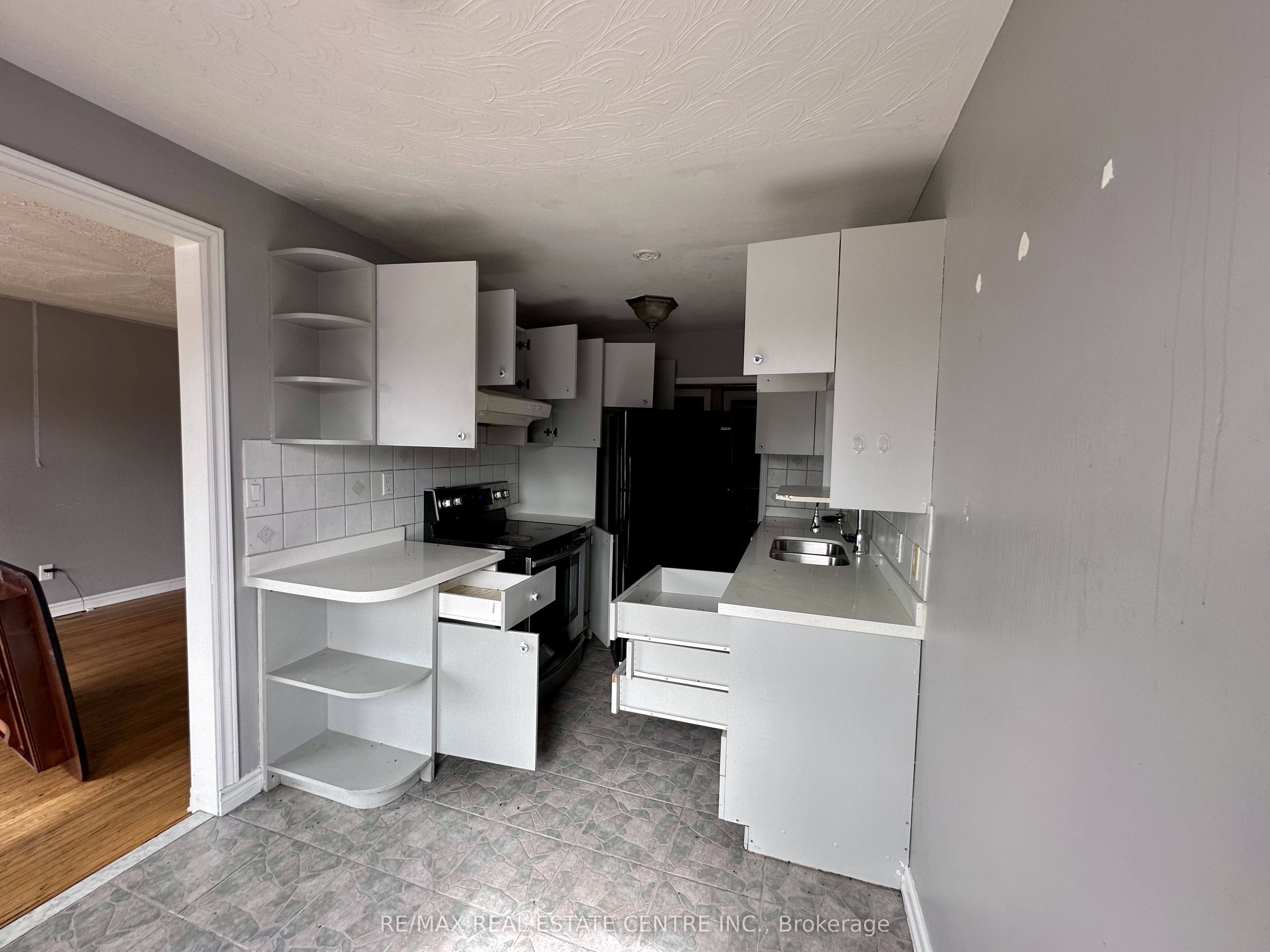 Additional image 6 of 108 Iroquois Avenue, Oshawa, ON, L1G 3X3