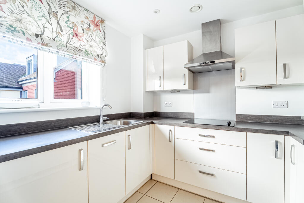 Additional image 5 of Eleanor House, 232 London Road, St. Albans, Hertfordshire, AL1