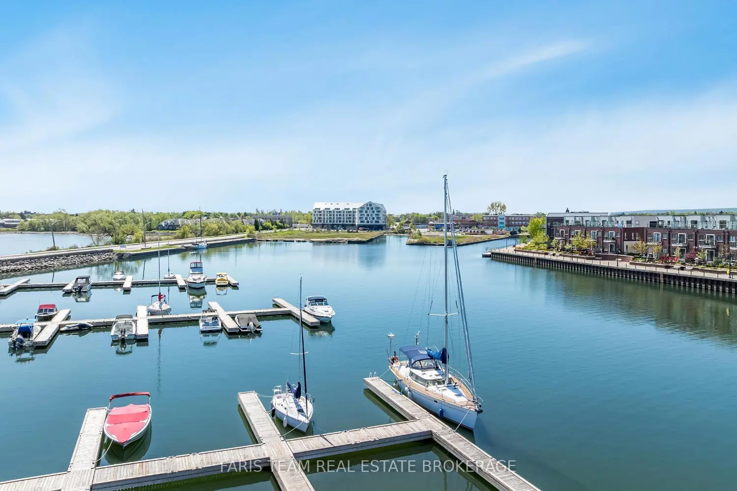 Additional image 16 of 31 Huron Street 209