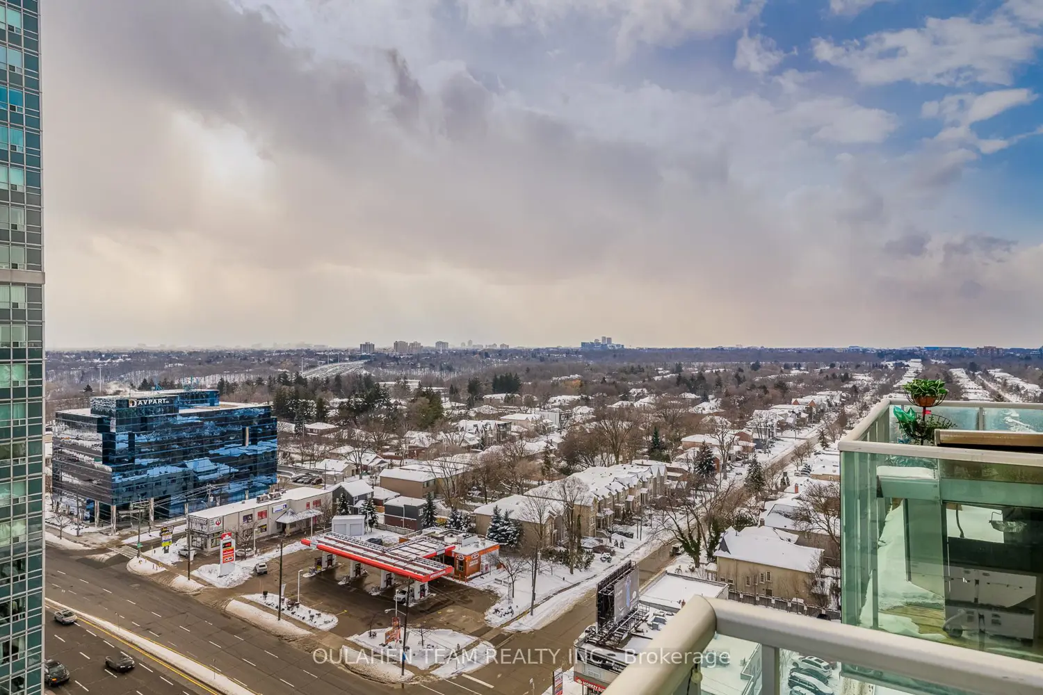 Additional image 16 of 1 Avondale Avenue 909