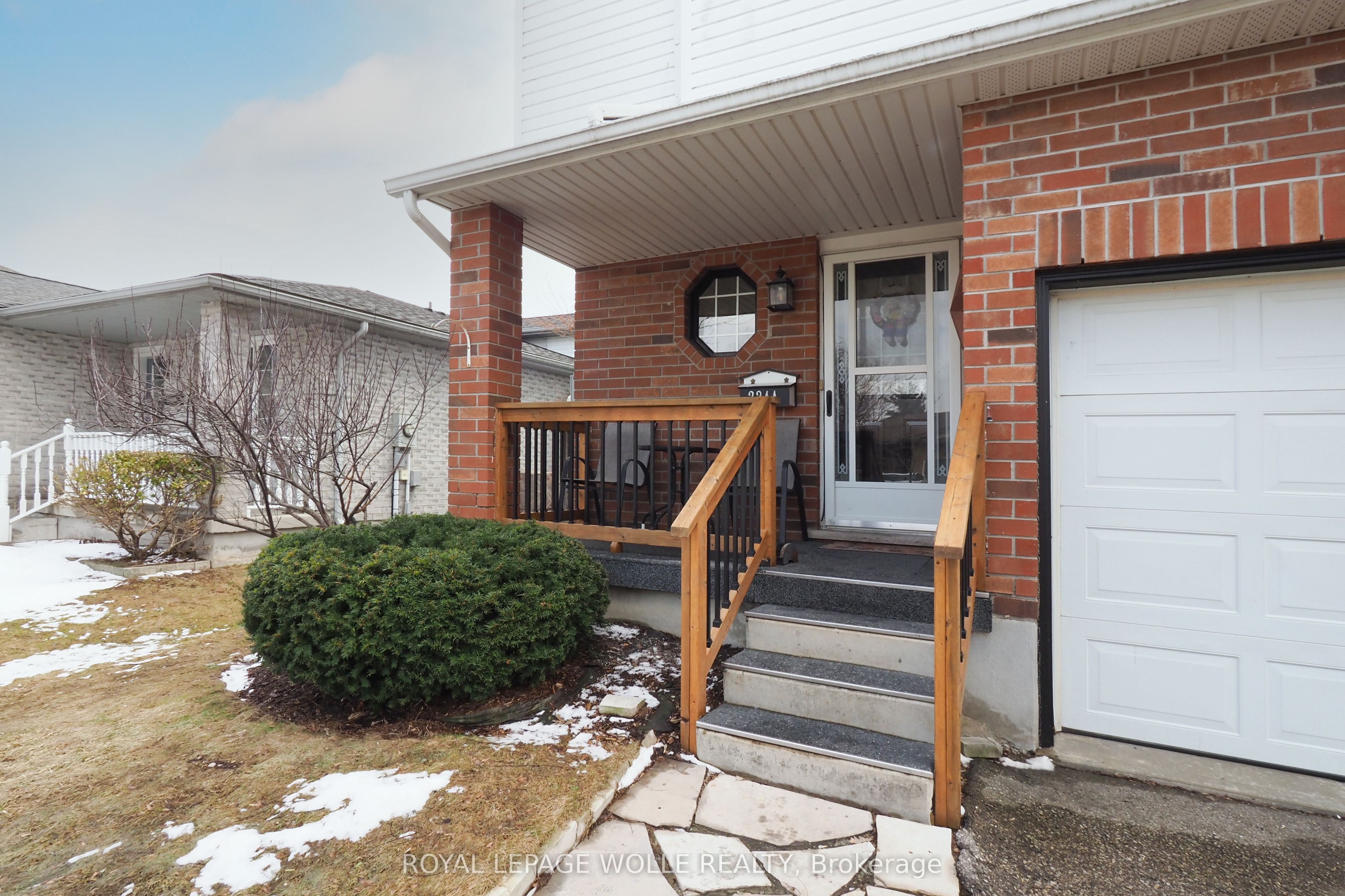 Additional image 2 of A-224 Inverhuron Crescent, Waterloo, ON, N2V 2H7
