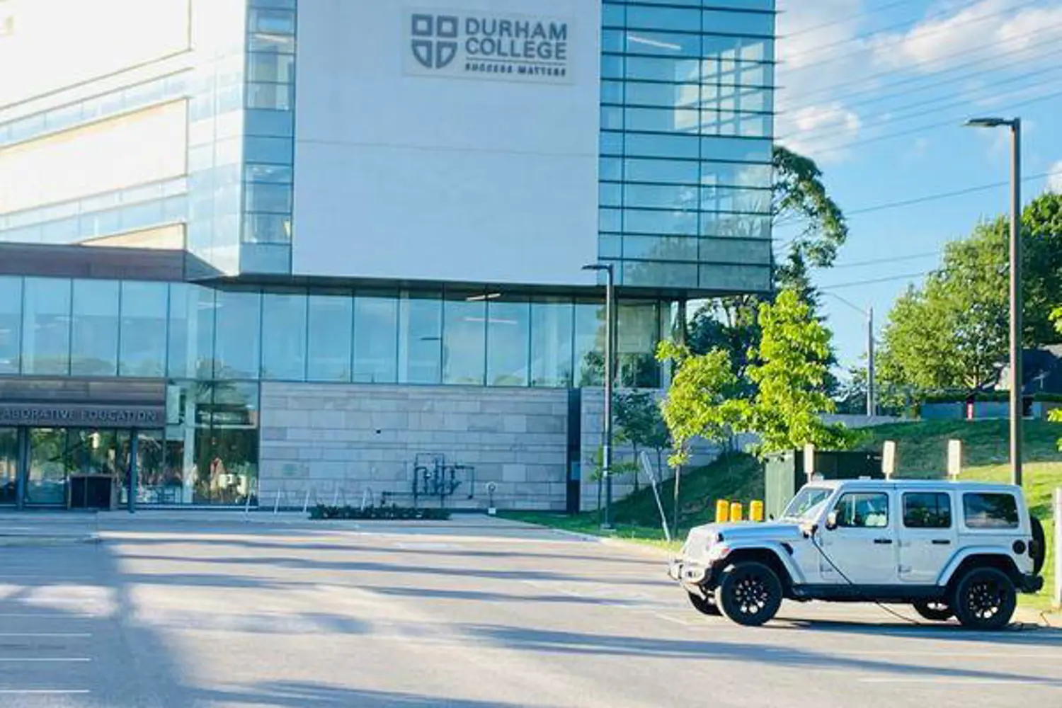 Additional image 10 of 1720 Simcoe Street 5