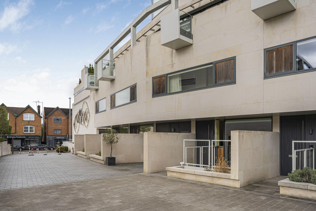 Additional image 20 of Gabriel Square, St. Albans, Hertfordshire, AL1