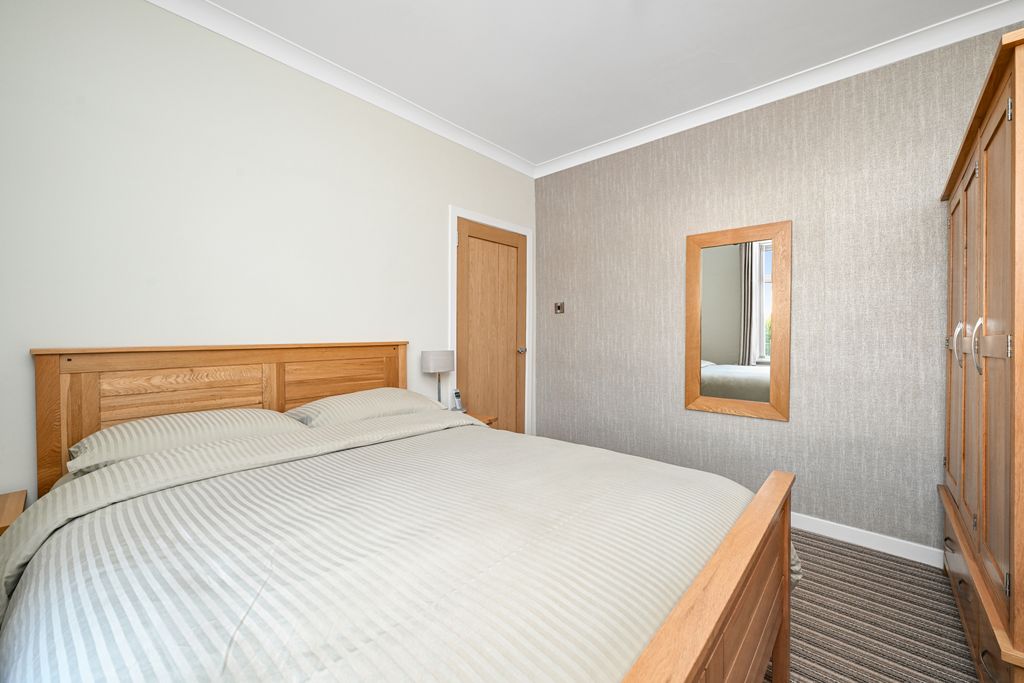 Additional image 10 of 3 bed flat for sale36 Hunter Terrace, Loanhead EH20