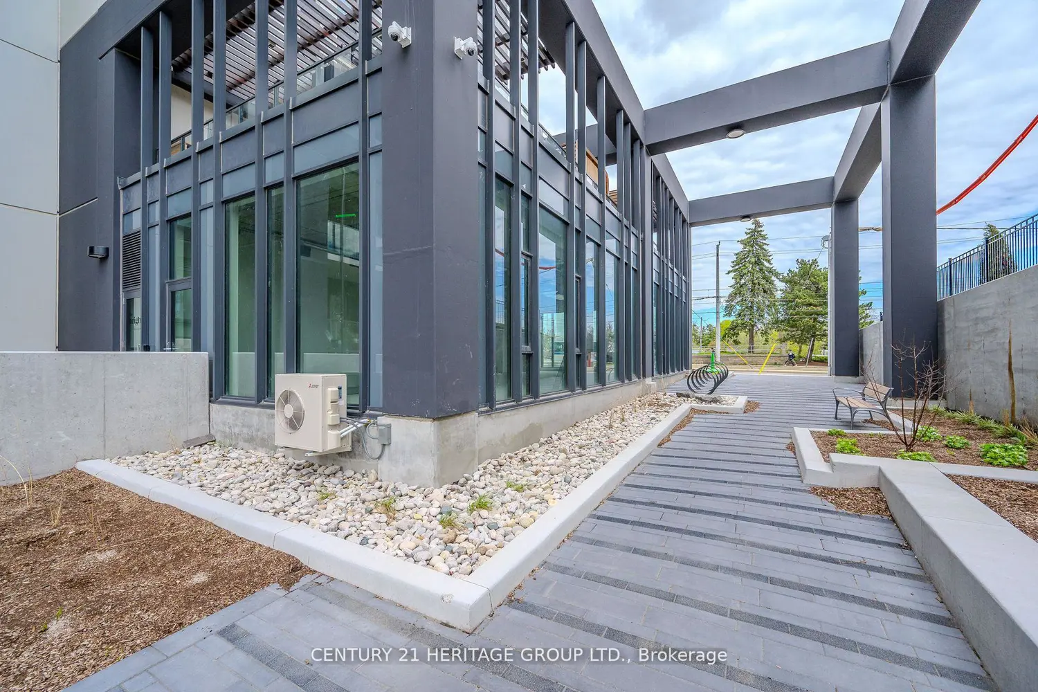 Additional image 16 of 741 King Street 703