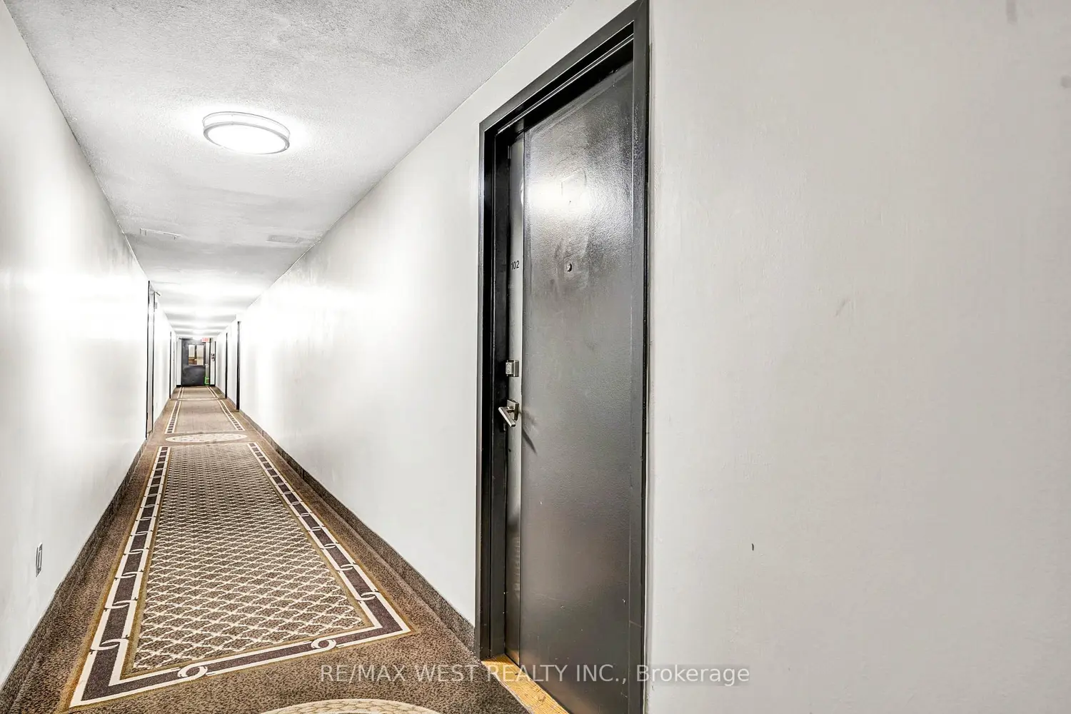 Additional image 7 of 2825 Islington Avenue