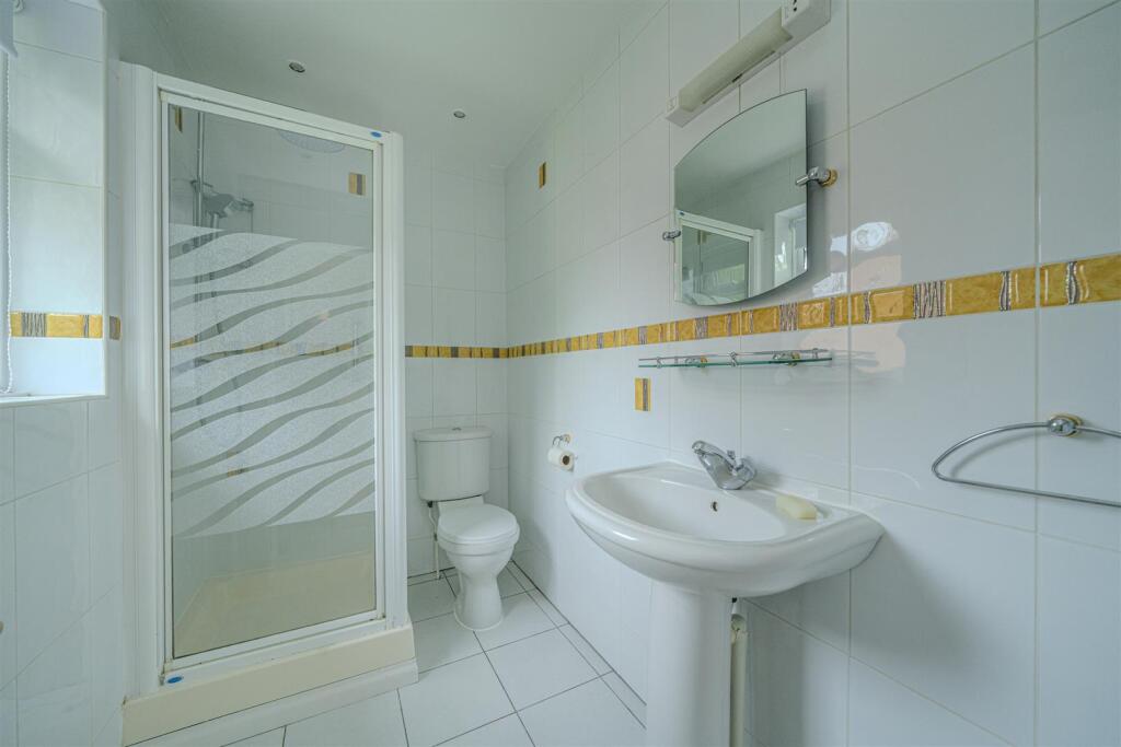 Additional image 18 of St. Vincent Drive, St. Albans