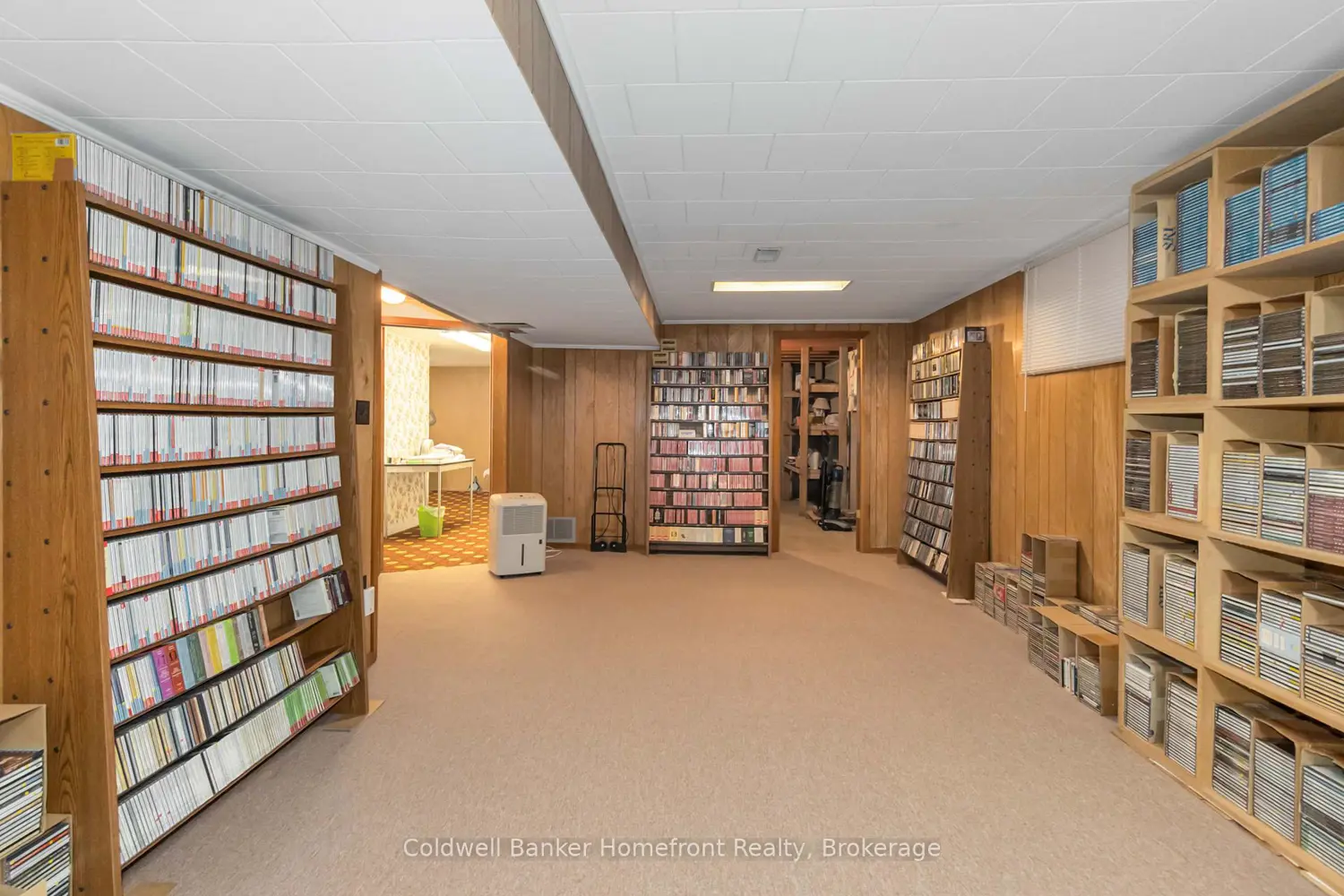 Additional image 14 of 16 Paris Road