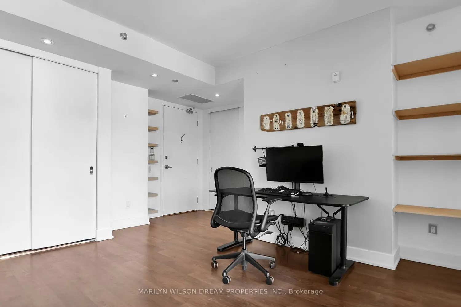Additional image 3 of 7 Marquette Avenue 612