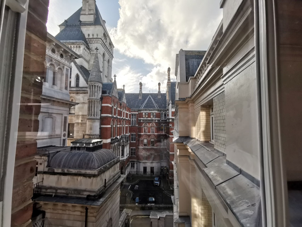 2 Bed Flat, Chancery Lane, WC2A, N1 7GU