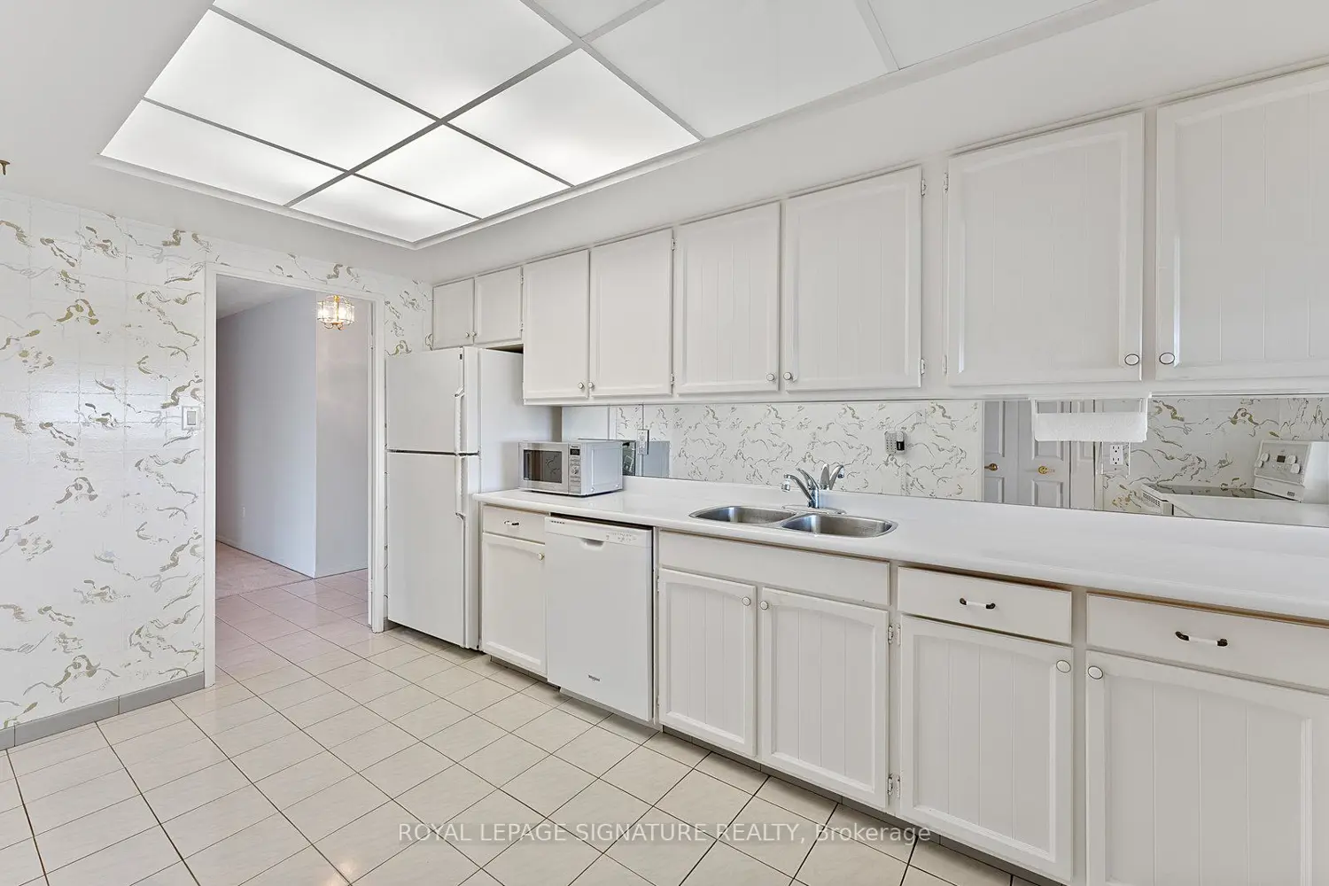 Additional image 6 of 1555 Finch Avenue 404