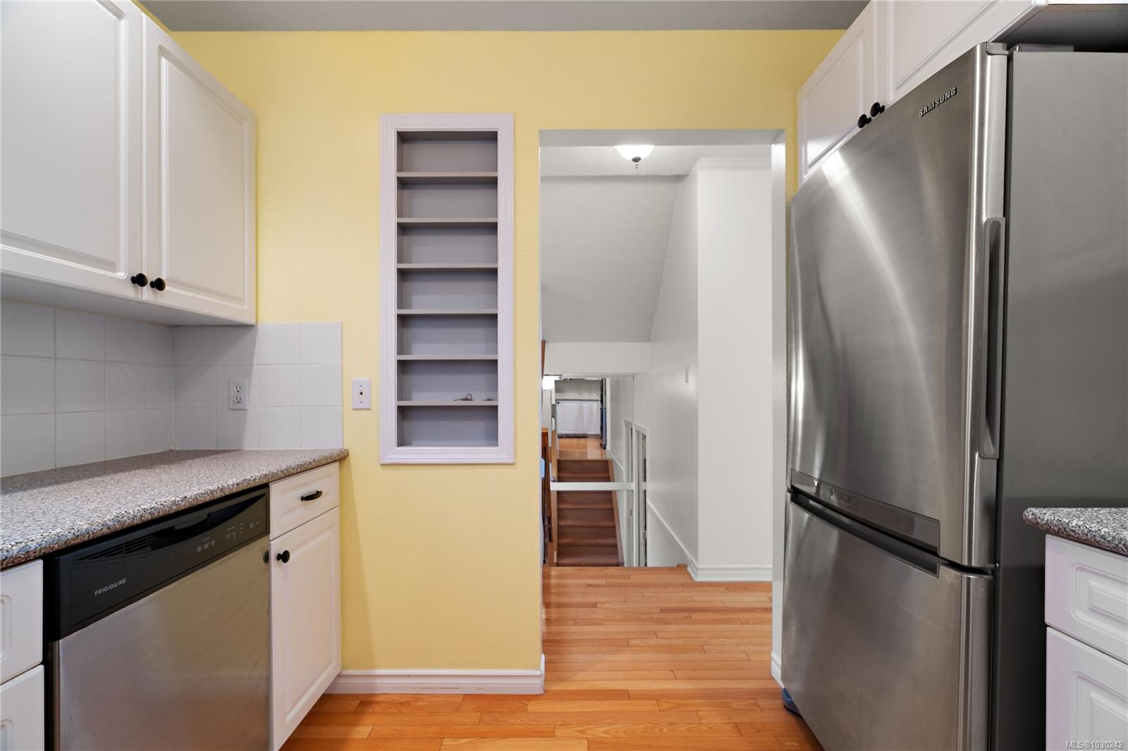 Additional image 5 of 4-108 Dallas Road, Victoria, BC, V8V 1A3