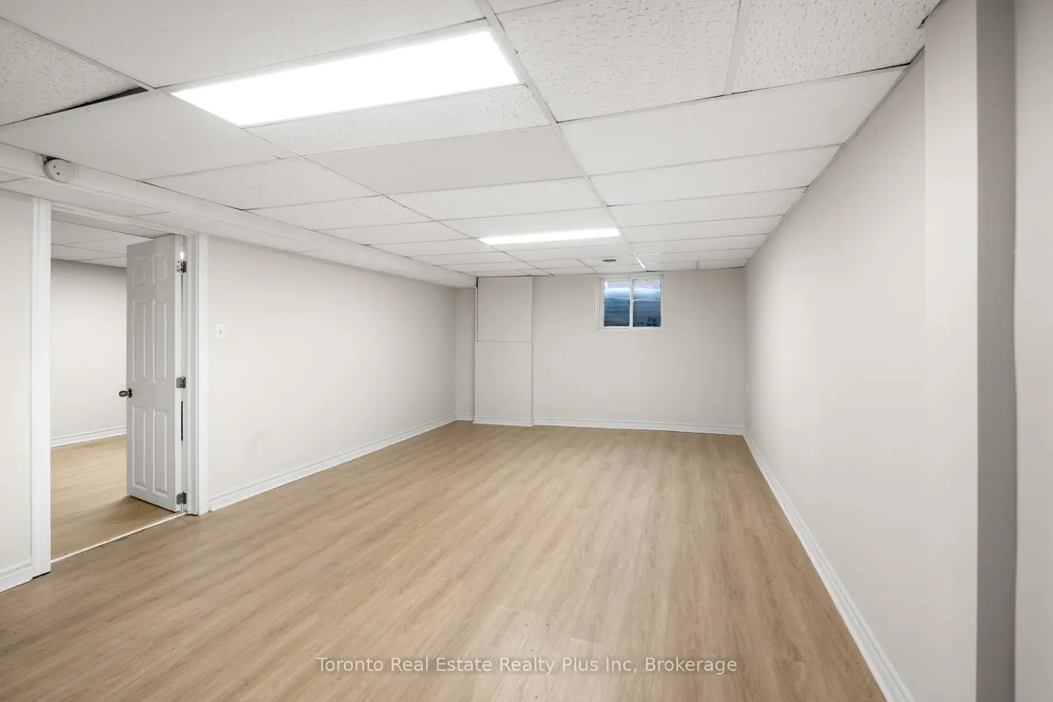 Additional image 12 of 134 Pepperwood Crescent