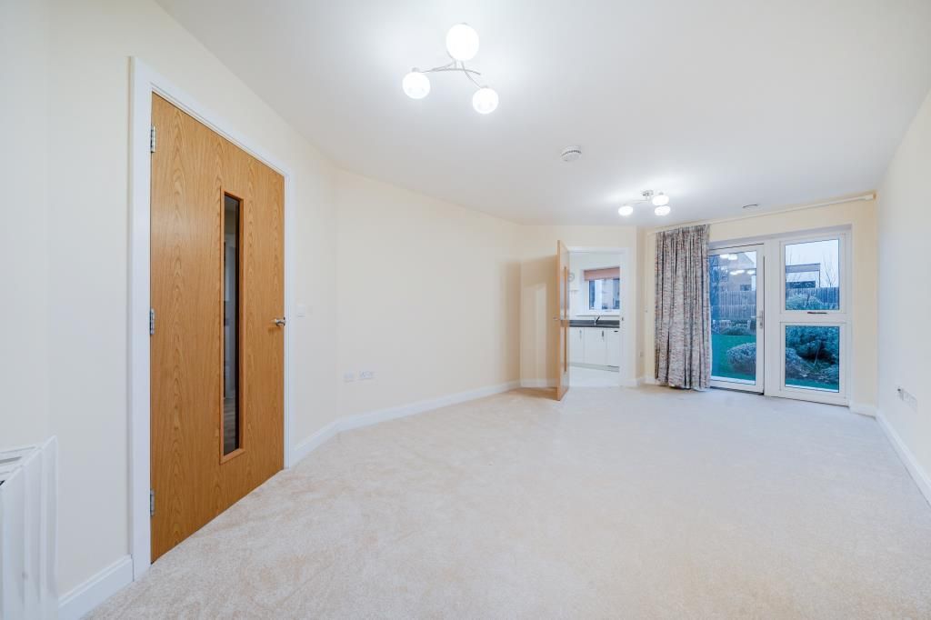 2 bed flat for saleWilliam Grange, Hereford HR4 photo 4