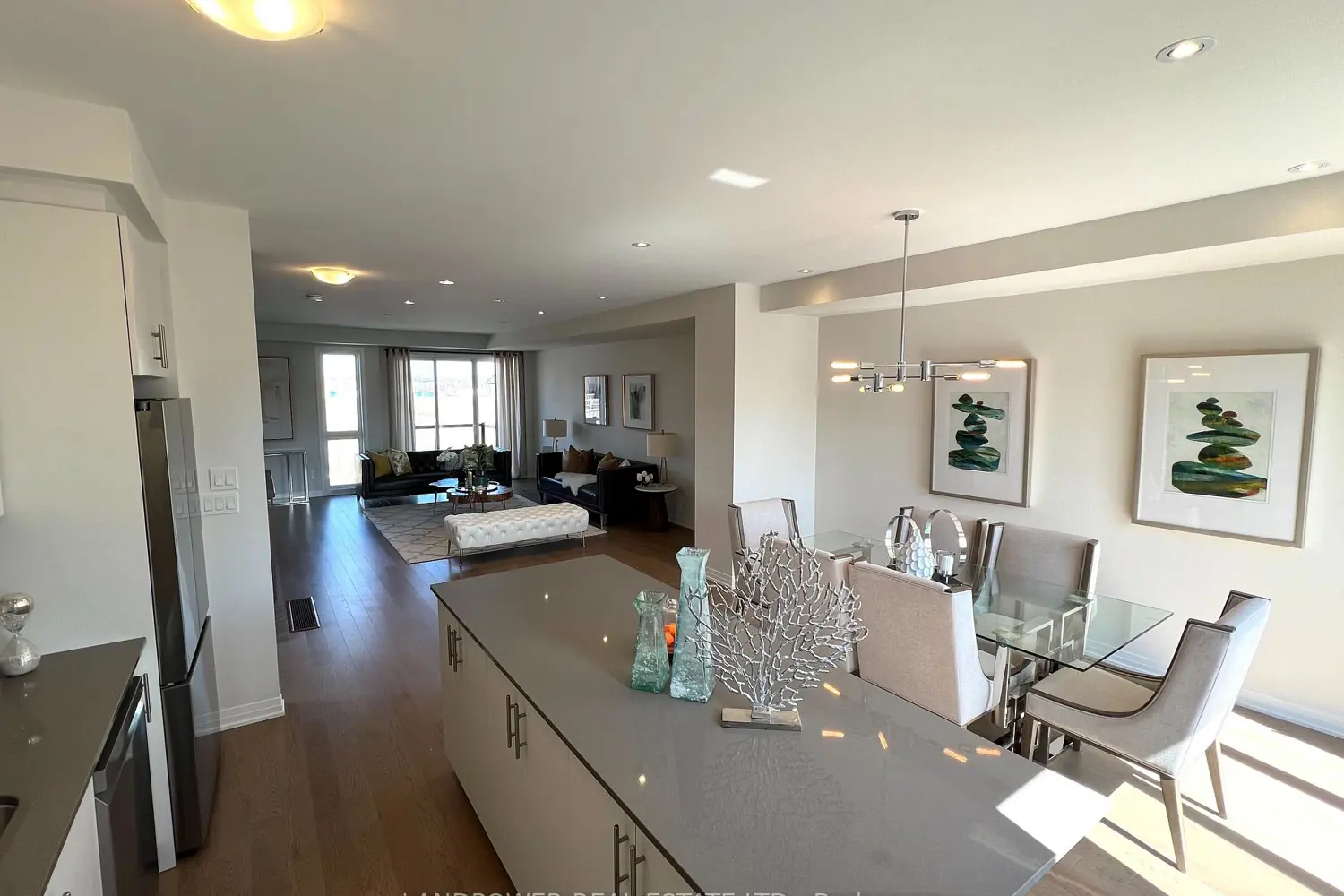 Additional image 14 of 1655 Bur Oak Avenue