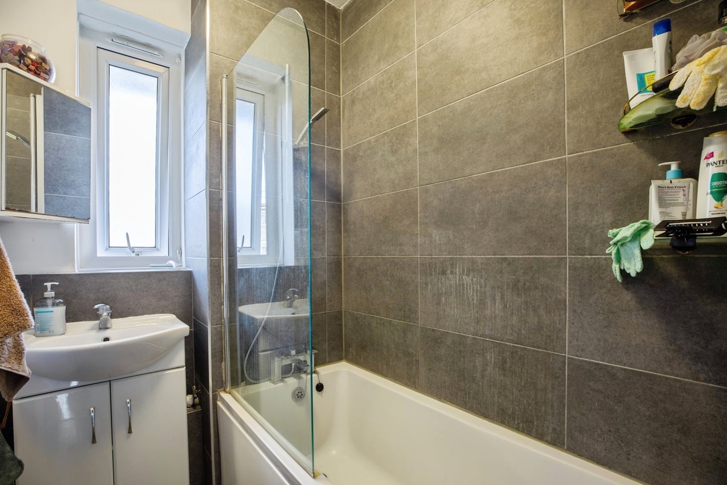 Additional image 7 of 2 Bed Flat, Stockwell Road, SW9, N1 7GU