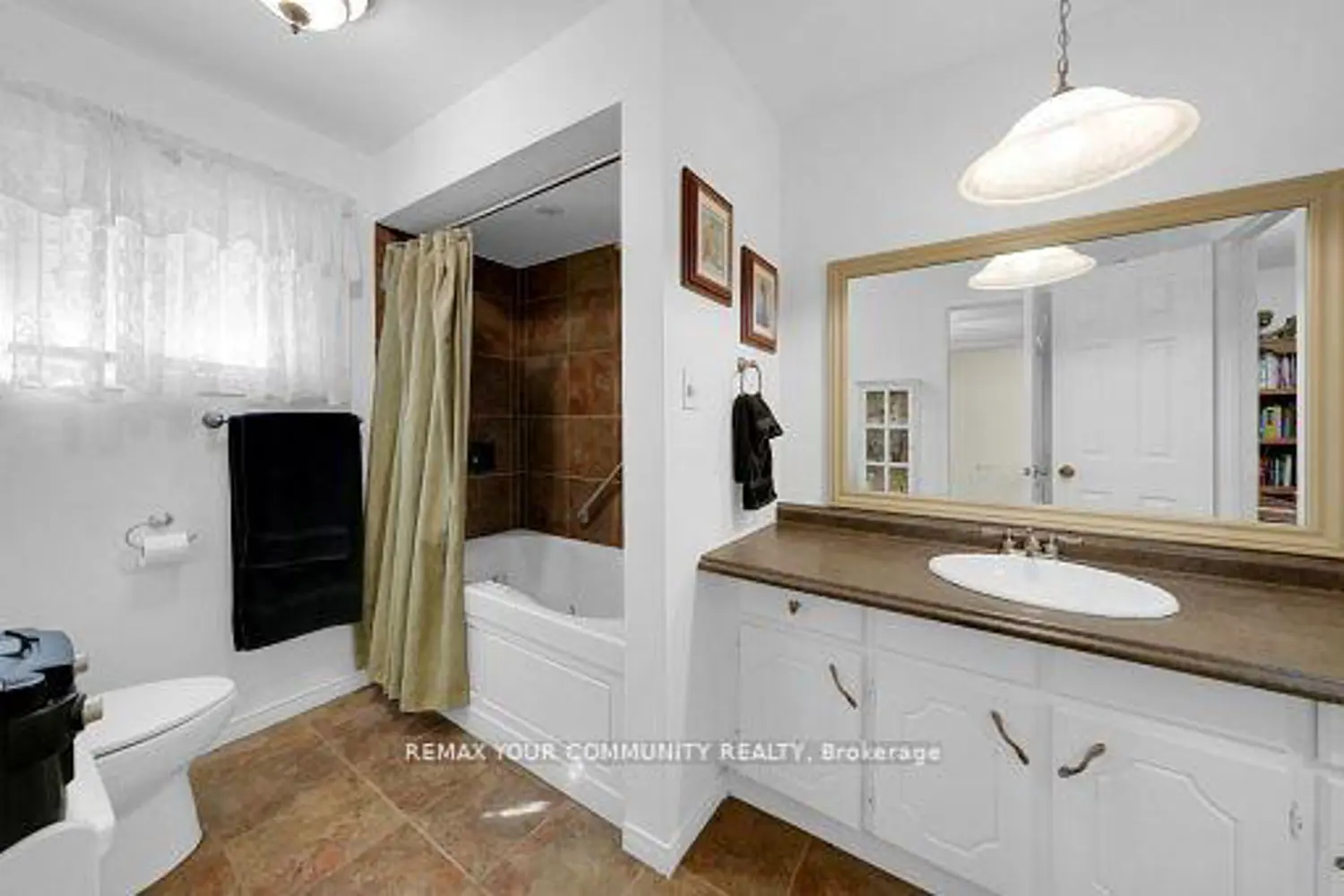 Additional image 11 of 44 Beaverdale Crescent