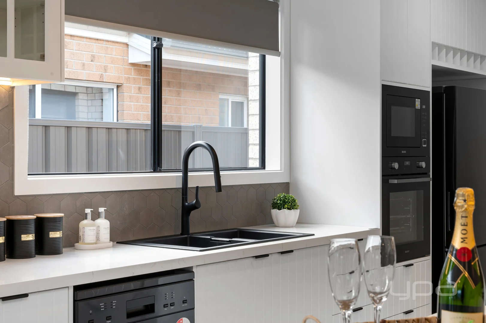 Additional image 8 of 6 Buckingham Boulevard, Strathtulloh VIC 3338